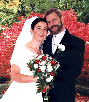 Bride&Groom.JPG (71810 bytes)